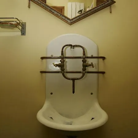Chambres D'hotes Haut De Belleville Bed & Breakfast